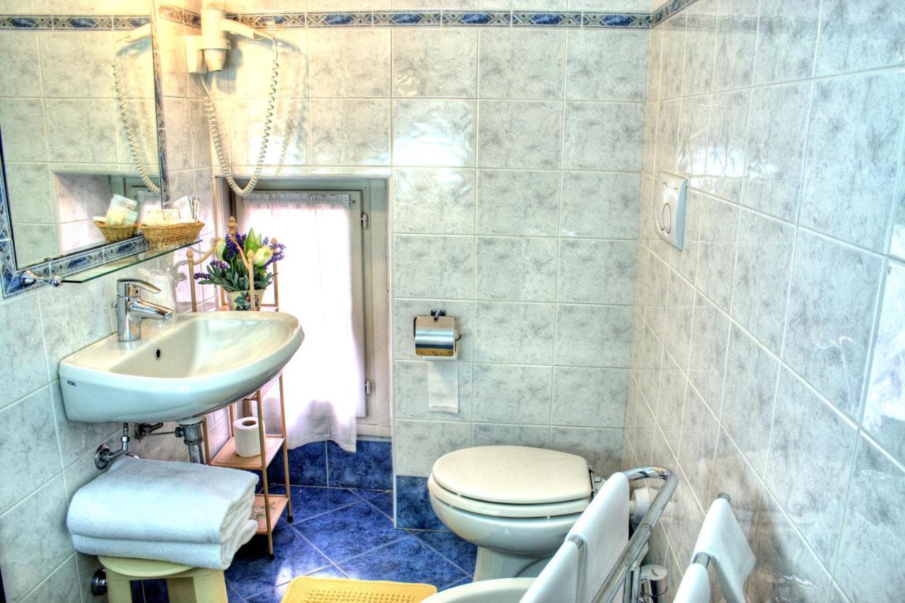 Hotel Torcolo Residenze del Cuore Verona Esterno foto