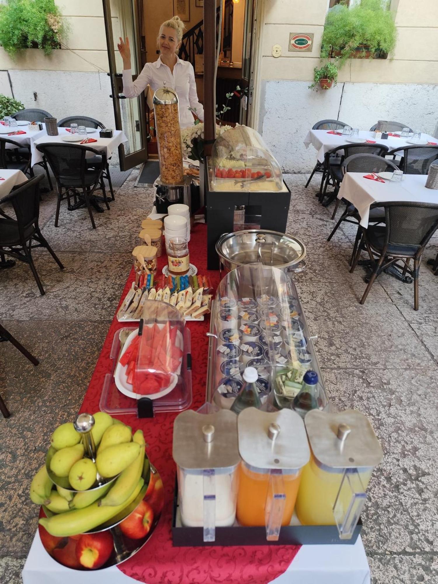 Hotel Torcolo Residenze del Cuore Verona Esterno foto